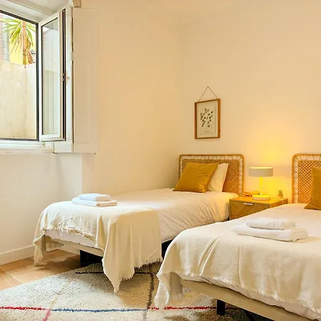 Príncipe Real - 2 Bedroom Apartment with Terrace-2